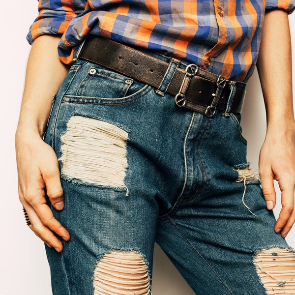 Femme : comment choisir la ceinture de cowboy parfaite pour votre tenue western ?